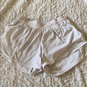 Lululemon Hotty Hot 4’ Shorts